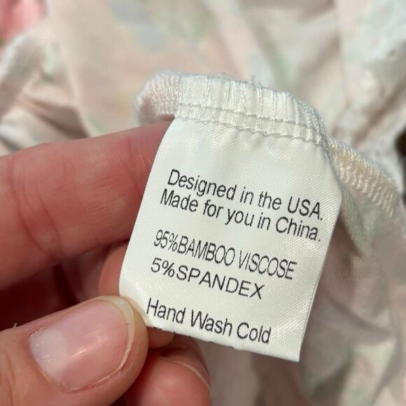 Love + Grow 4T Bamboo Top Pink Floral Bunny Easter Spring Eyelet Ruffle - Picture 5 of 7